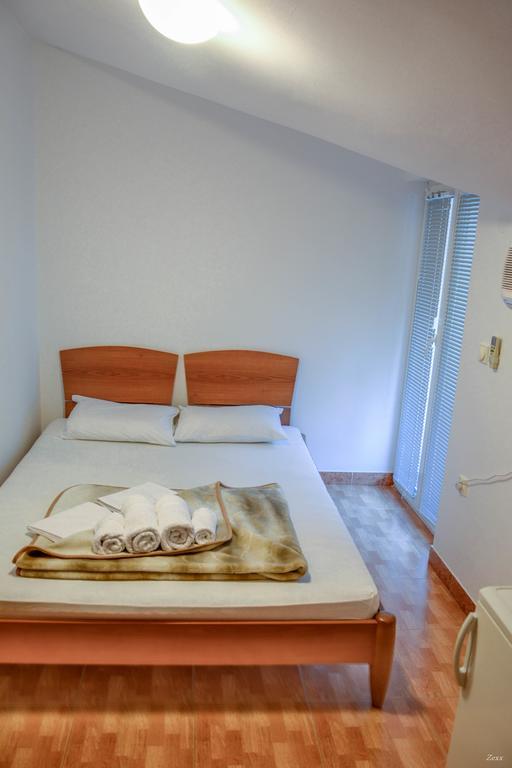 Apartments Drobni Pijesak Petrovac Zewnętrze zdjęcie