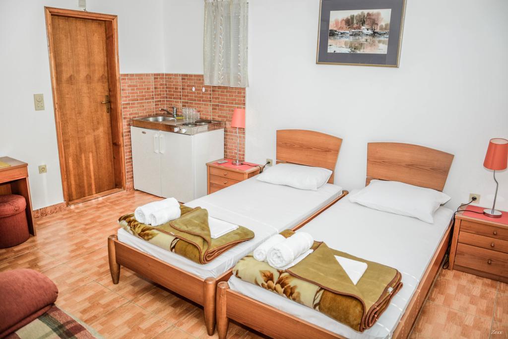 Apartments Drobni Pijesak Petrovac Zewnętrze zdjęcie
