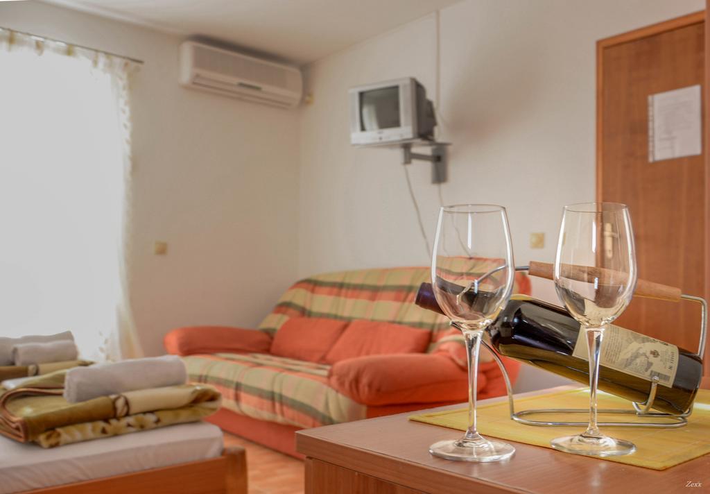 Apartments Drobni Pijesak Petrovac Zewnętrze zdjęcie
